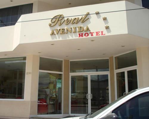 Real Avenida Hotel 图斯特拉古铁雷斯 外观 照片
